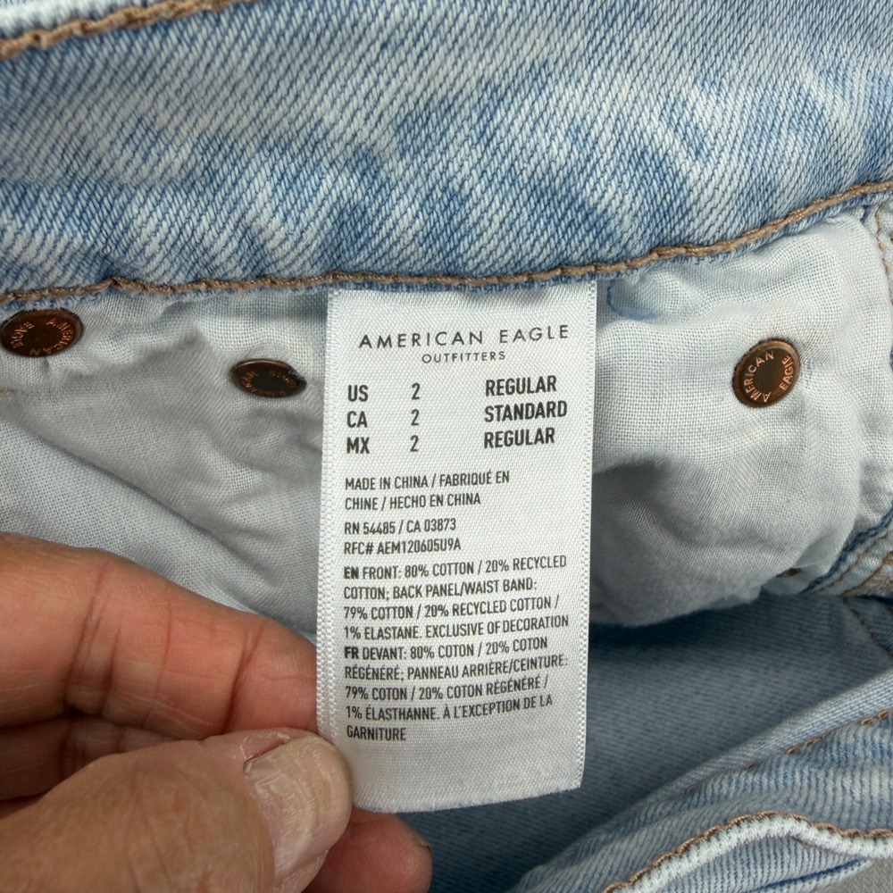 American Eagle Baggy Straight Jeans Light Wash Denim Size 2 Super High Rise - Picture 7 of 12